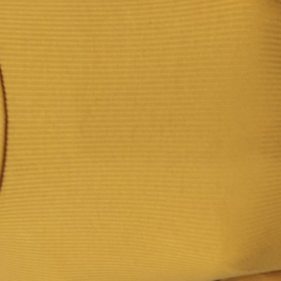 Old Navy ribbed turtleneck - Picture 2 of 4